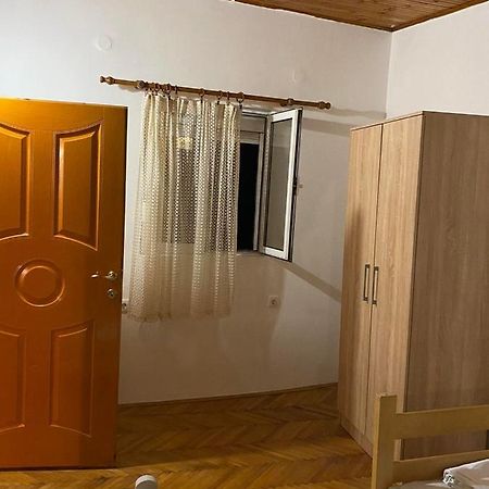 Stan Marko Podgorica Esterno foto